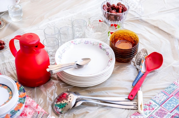 Zestaw potraw i akcesoriów kuchennych